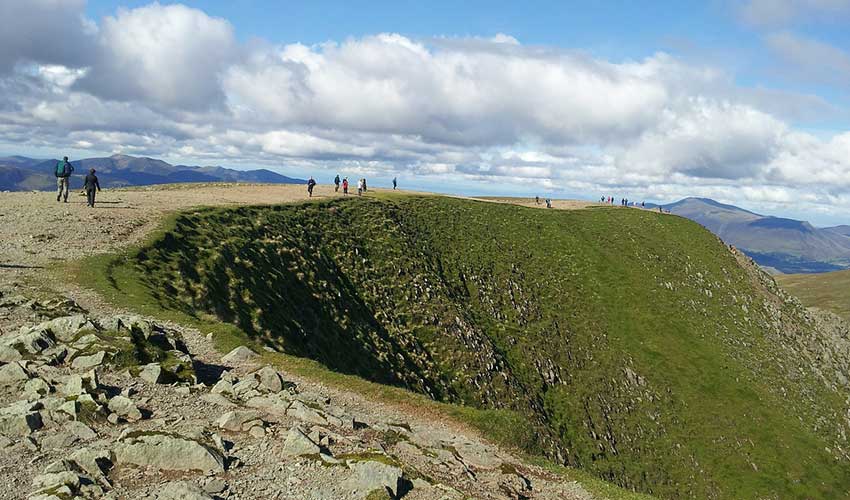 5 Benefits of a UK Walking Holiday