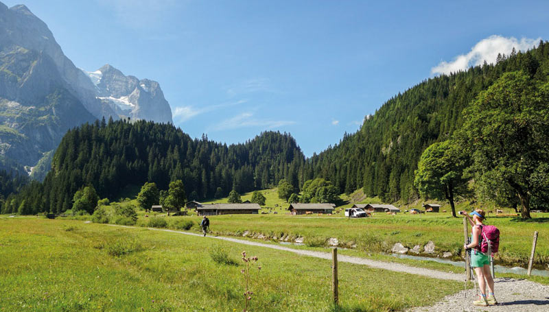Walking the Alpine Pass Route - Sherpa Expeditions ©Cicerone